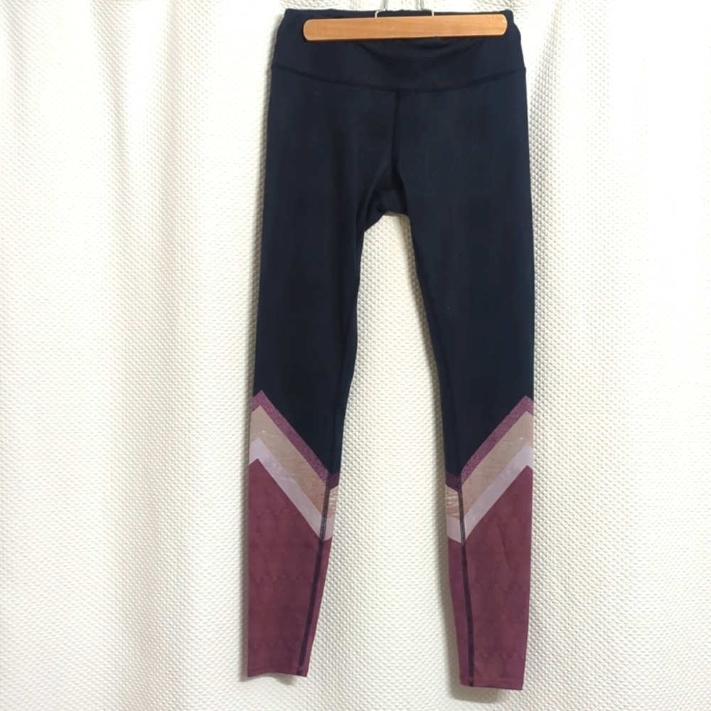 Alo Geometric Yoga Leggings